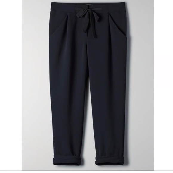 [US2]Wilfred Aritzia Allant Black Tie-Waist Crops Career Joggers - Picture 2 of 9